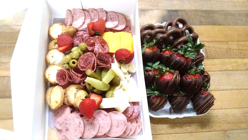 Ultimate Charcuterie Gift Box (48 Hours' Notice)